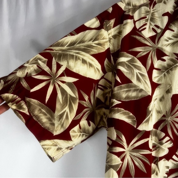 VINTAGE Pierre Cardin Shirt Mens M Hawaiian Flowy Relax Men's Red and Cream - Picture 7 of 10